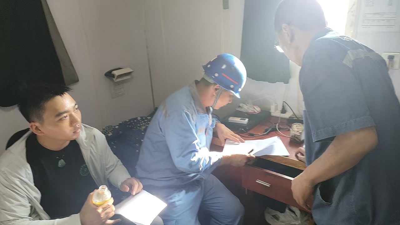 船舶维修举行时_经航佰福国际集团有限公司